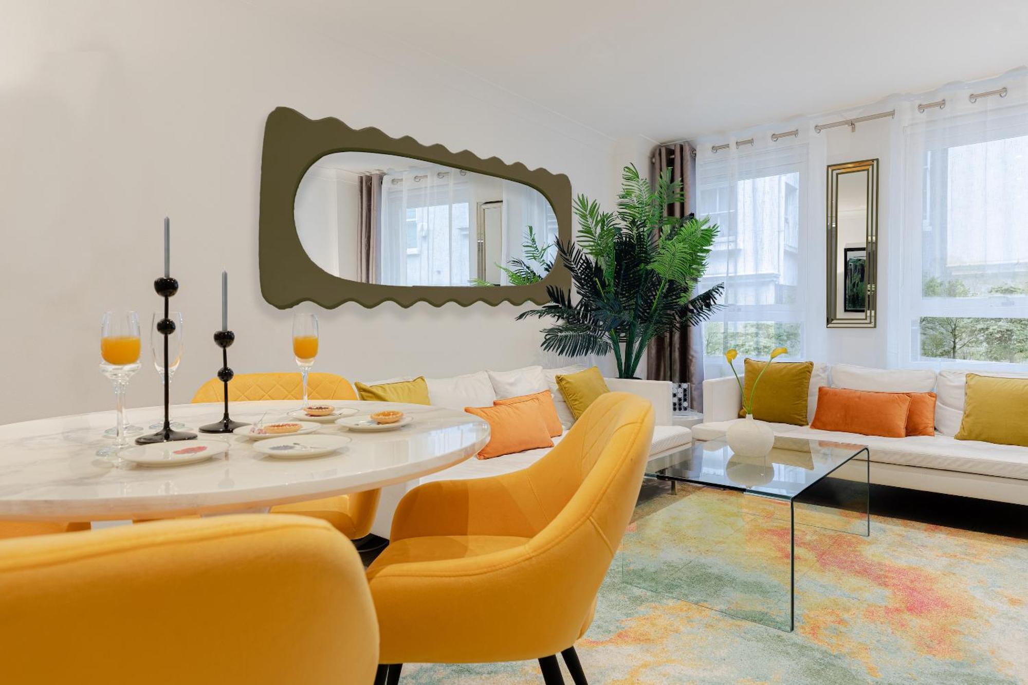 Explore The Most Exquisite West-End From A Harrods Family And Couple Home London Eksteriør billede
